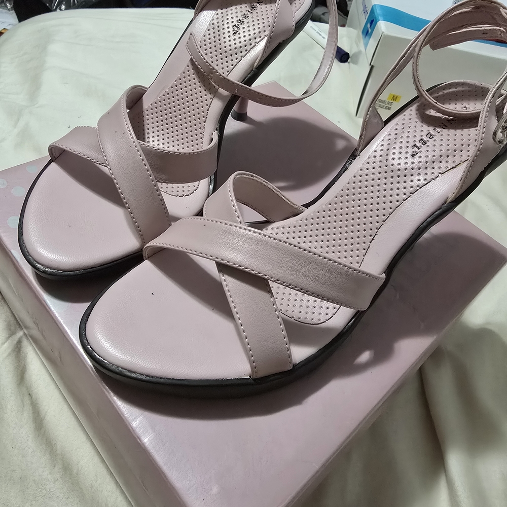 Elegant Pink Strappy Sandals